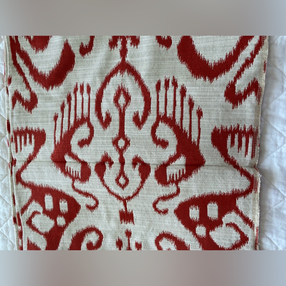 Damask Table Runner - Picture 6 of 10